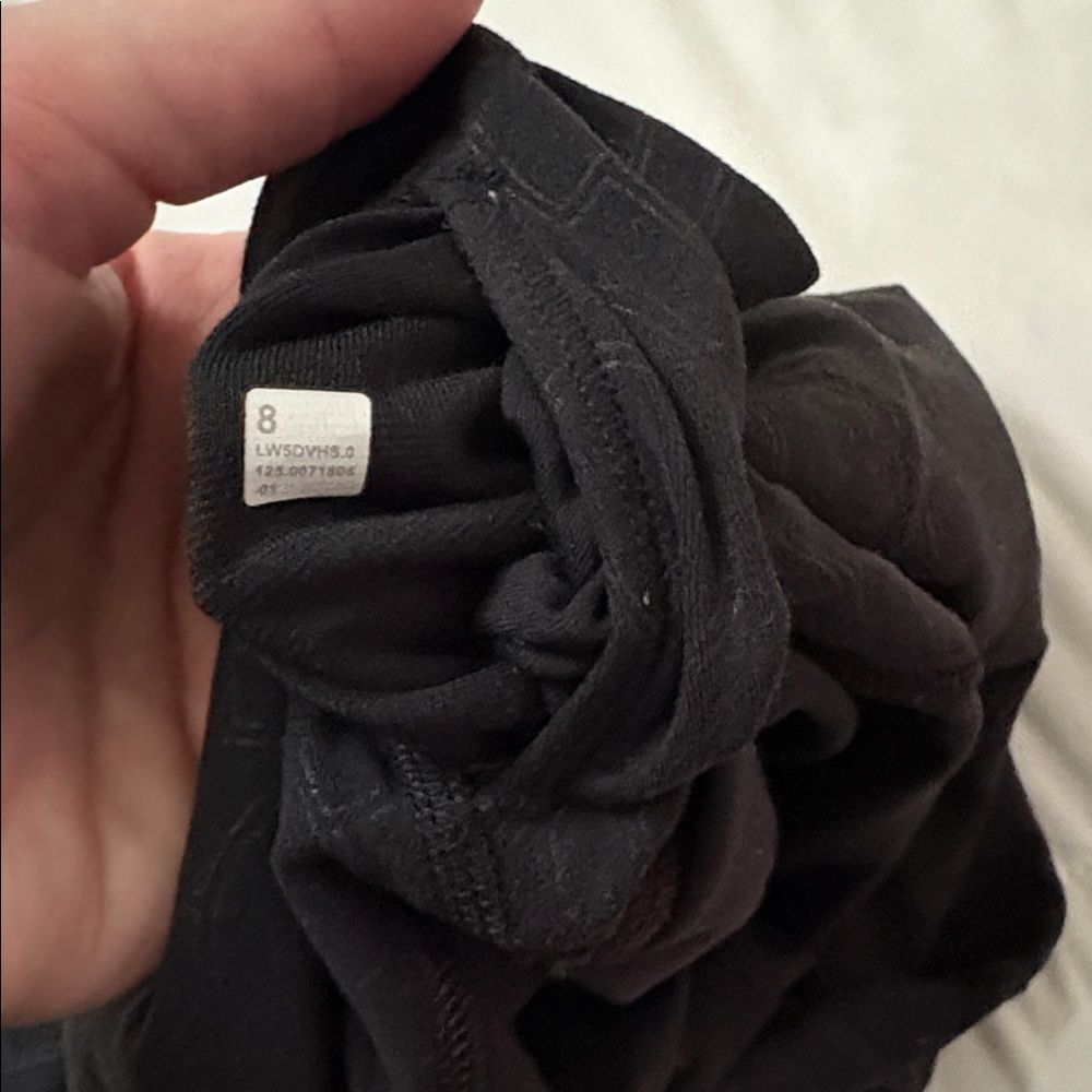 Lululemon black align leggings 28” - Picture 6 of 6